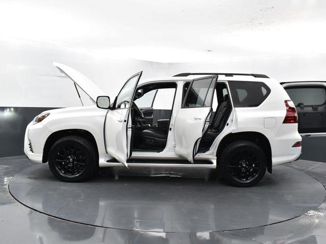 Photo of 2022 Starfire Pearl Lexus GX 460