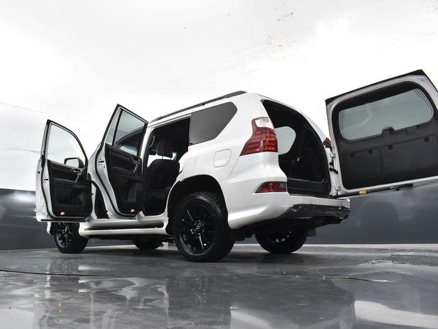 Photo of 2022 Starfire Pearl Lexus GX 460