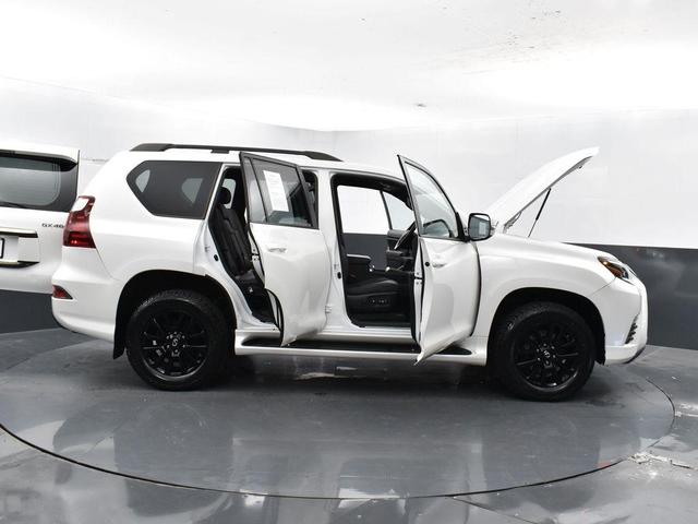 Photo of 2022 Starfire Pearl Lexus GX 460