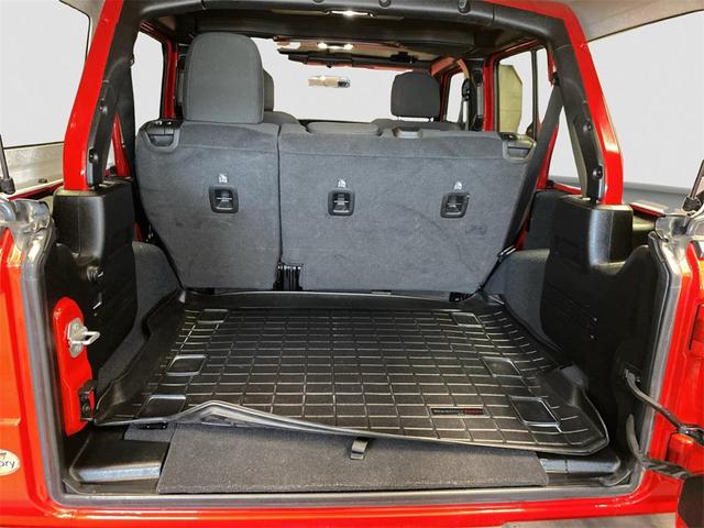 Photo of 2022 Firecracker Red Clearcoat Jeep Wrangler Unlimited