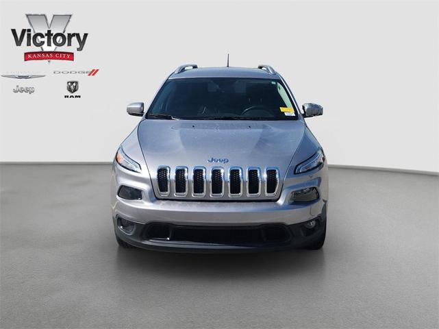 Photo of 2018 Billet Silver Metallic Clearcoat Jeep Cherokee