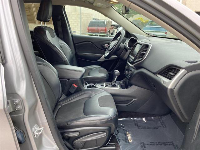 Photo of 2018 Billet Silver Metallic Clearcoat Jeep Cherokee