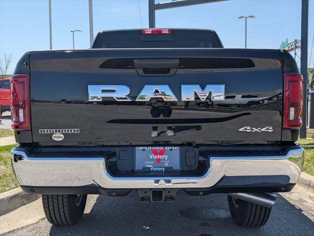 Photo of 2025 Diamond Black Crystal Pearlcoat RAM 2500