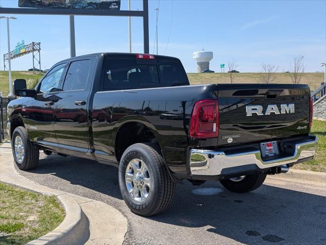 Photo of 2025 Diamond Black Crystal Pearlcoat RAM 2500