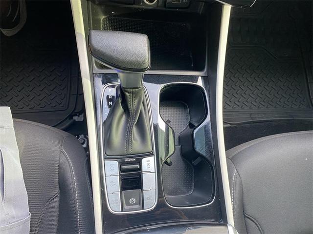 Photo of 2022 Phantom Black Hyundai TUCSON