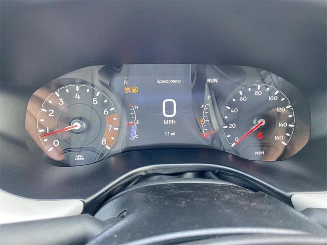 Photo of 2025 Silver Zynith Metallic Clearcoat Jeep Compass