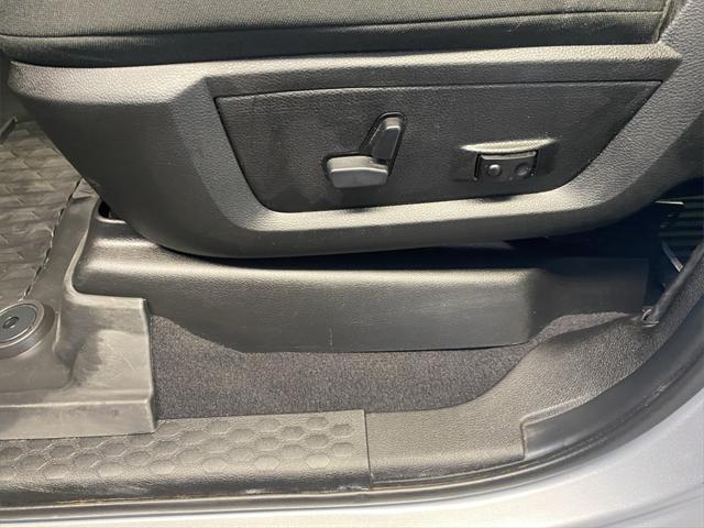 Photo of 2024 Billet Silver Metallic Clearcoat RAM 2500