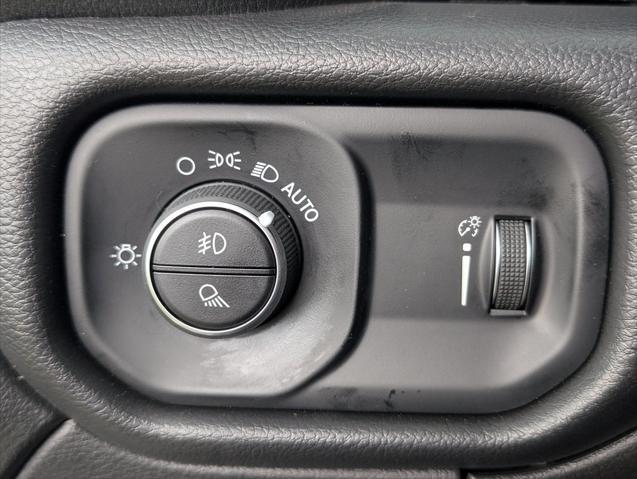 Photo of 2025 Bright White Clearcoat RAM 2500