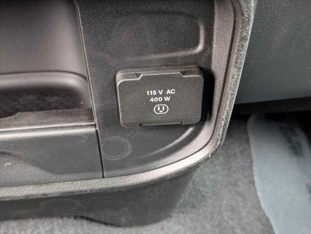 Photo of 2025 Bright White Clearcoat RAM 2500