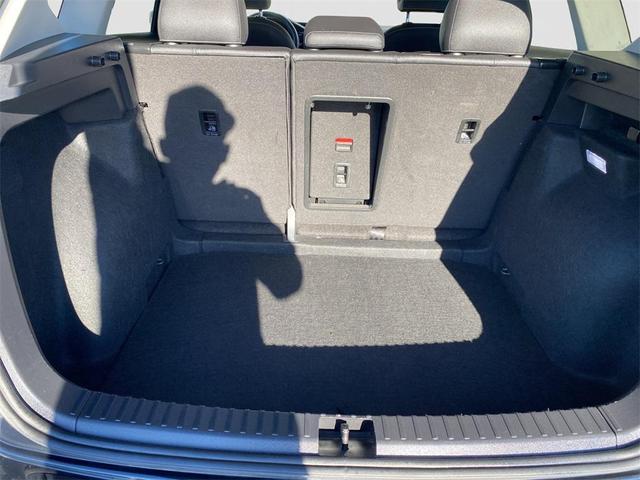 Photo of 2024 Deep Black Pearl Volkswagen Taos
