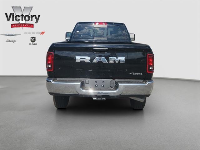Photo of 2025 Diamond Black Crystal Pearlcoat RAM 3500