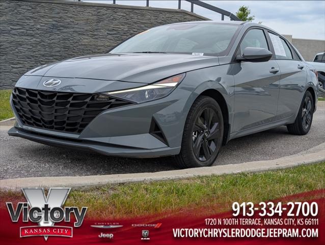 2022 Hyundai Elantra Hev