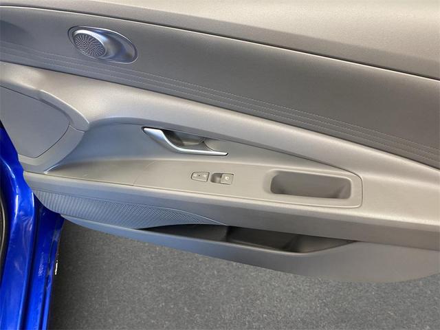 Photo of 2023 Intense Blue Hyundai ELANTRA