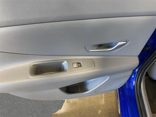Photo of 2023 Intense Blue Hyundai ELANTRA