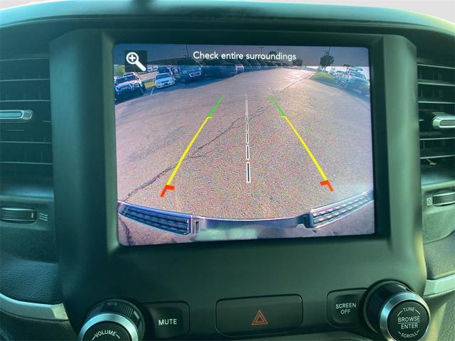 Photo of 2021 Diamond Black Crystal Pearlcoat RAM 1500