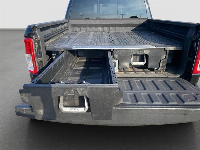 Photo of 2021 Diamond Black Crystal Pearlcoat RAM 1500