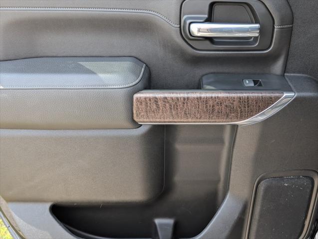 Photo of 2023 Onyx Black GMC Sierra 2500