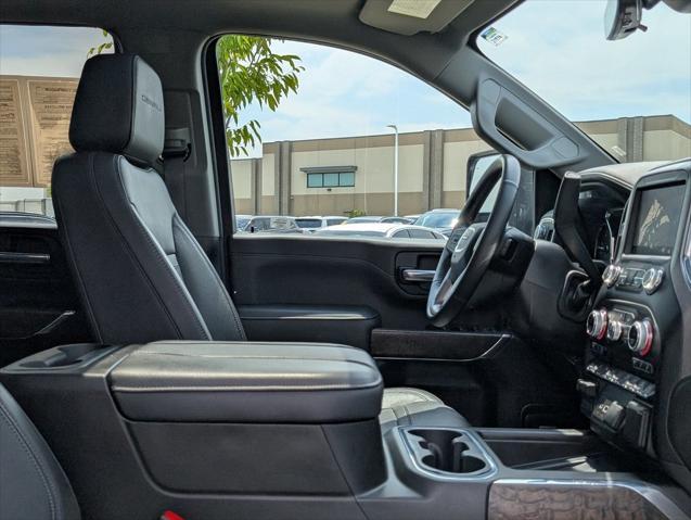 Photo of 2023 Onyx Black GMC Sierra 2500