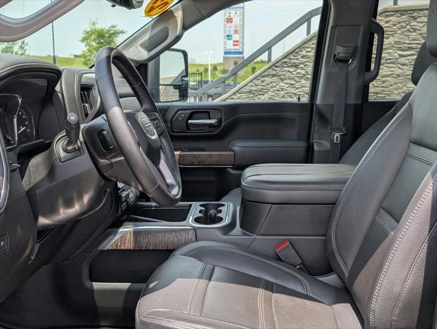 Photo of 2023 Onyx Black GMC Sierra 2500