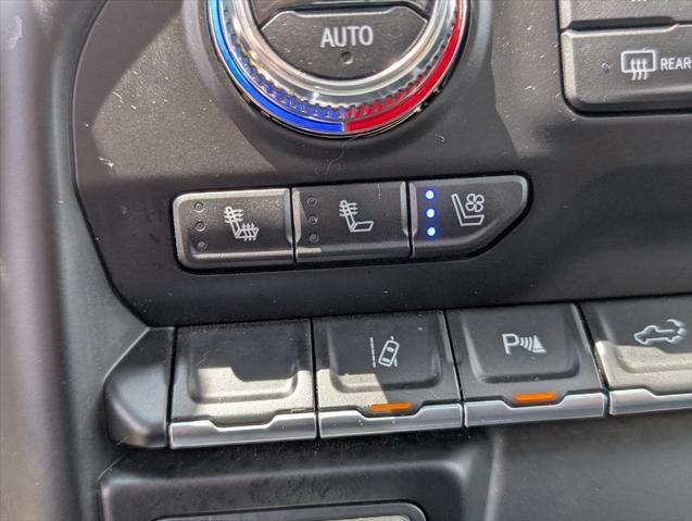 Photo of 2023 Onyx Black GMC Sierra 2500