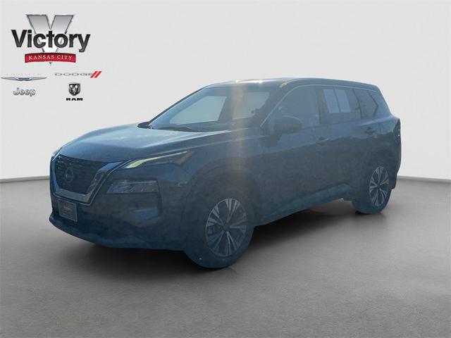 Photo of 2022 Gun Metallic Nissan Rogue