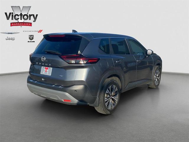 Photo of 2022 Gun Metallic Nissan Rogue