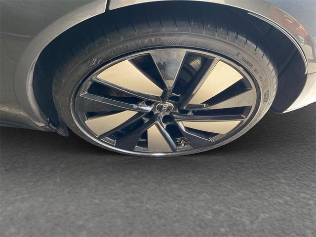 Photo of 2022 Daytona Gray Pearl Effect Audi e-tron GT