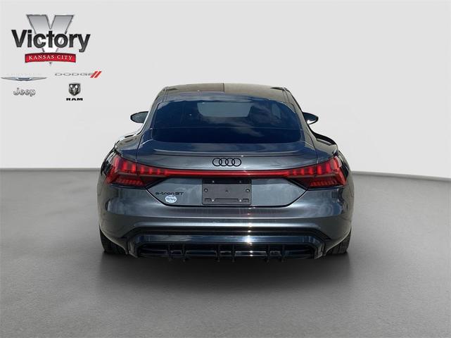 Photo of 2022 Daytona Gray Pearl Effect Audi e-tron GT