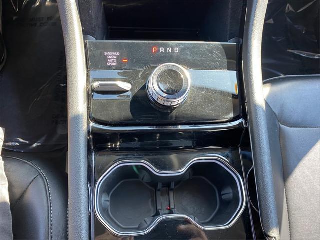 Photo of 2022 Rocky Mountain Pearlcoat Jeep Grand Cherokee L