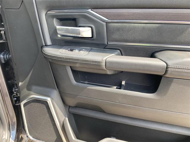 Photo of 2025 Granite Crystal Metallic Clearcoat RAM 3500