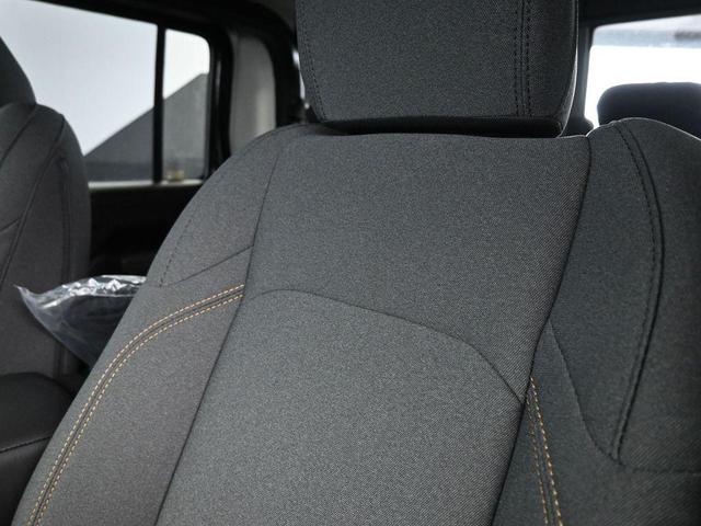 Photo of 2025 Black Clearcoat Jeep Gladiator