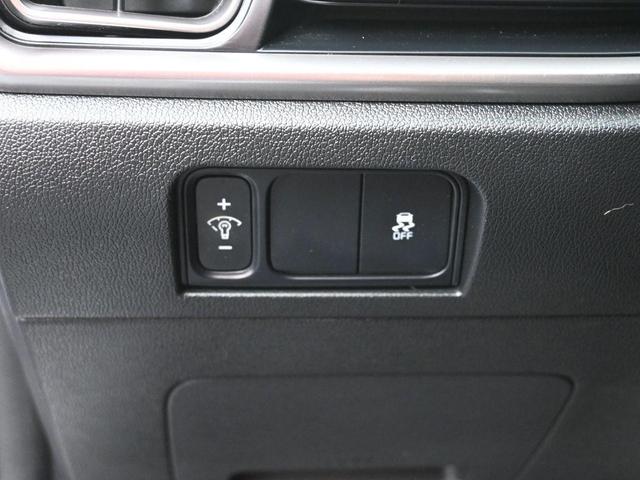 Photo of 2024 Glacial White Pearl Kia Sorento