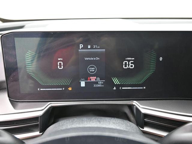 Photo of 2024 Glacial White Pearl Kia Sorento