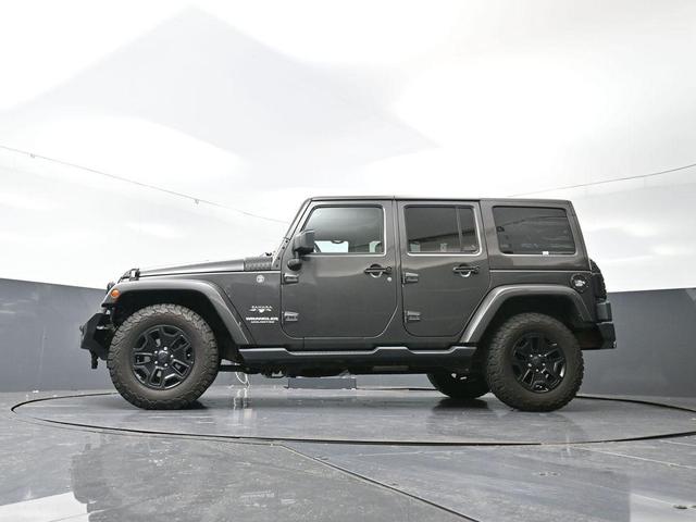 Photo of 2016 Granite Crystal Clearcoat Metallic Jeep Wrangler Unlimited