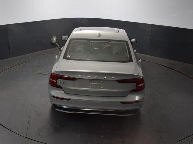 Photo of 2024 Gray Volvo S60