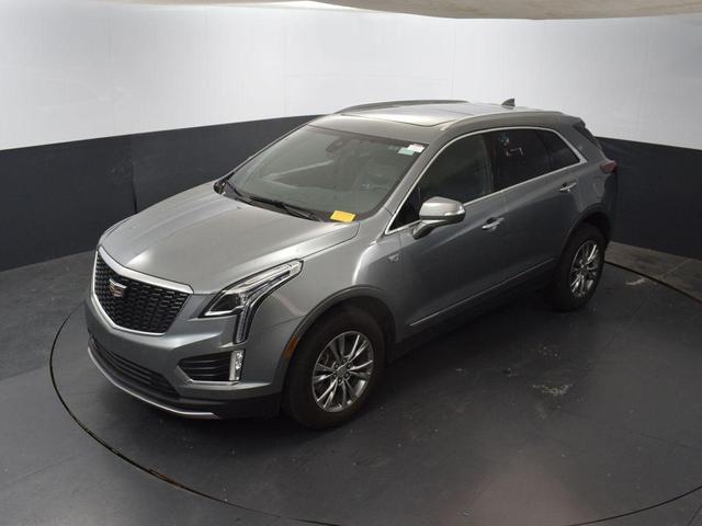 Photo of 2023 Silver Metallic Cadillac XT5