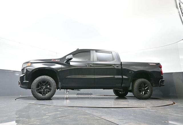 Photo of 2021 Black Chevrolet Silverado 1500