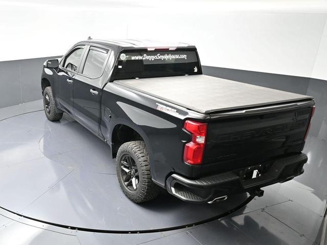 Photo of 2021 Black Chevrolet Silverado 1500
