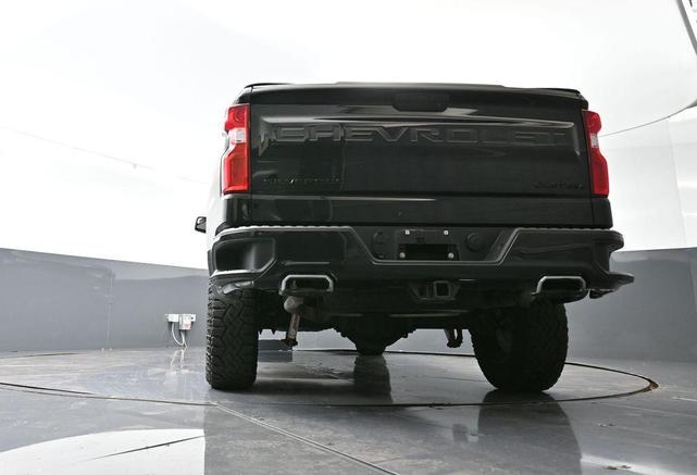 Photo of 2021 Black Chevrolet Silverado 1500