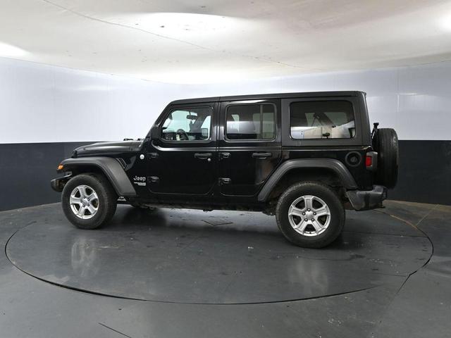 Photo of 2019 Black Clearcoat Jeep Wrangler Unlimited