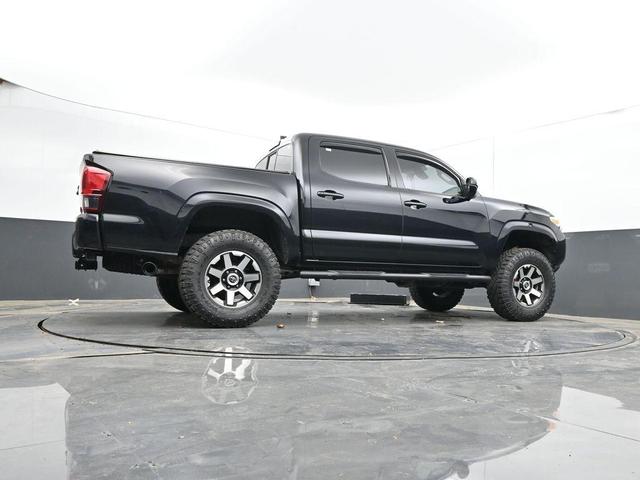 Photo of 2020 Black Toyota Tacoma