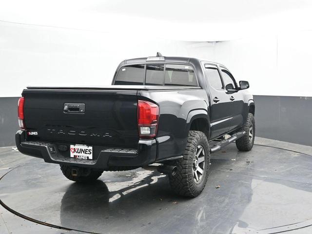 Photo of 2020 Black Toyota Tacoma