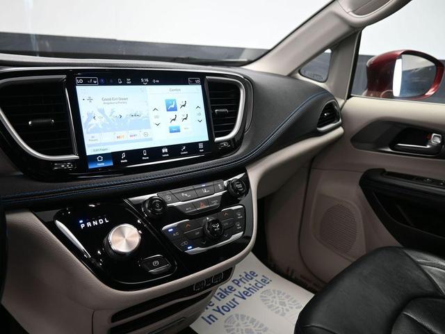 Photo of 2021 Velvet Red Pearlcoat Chrysler Pacifica