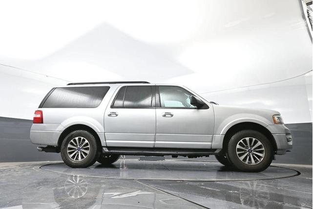 Photo of 2016 Ingot Silver Ford Expedition EL