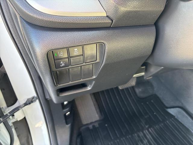 Photo of 2020 Platinum White Pearl Honda CR-V