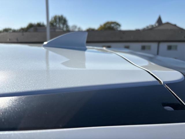 Photo of 2020 Platinum White Pearl Honda CR-V