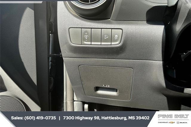 Photo of 2023 Abyss Black Pearl Hyundai KONA