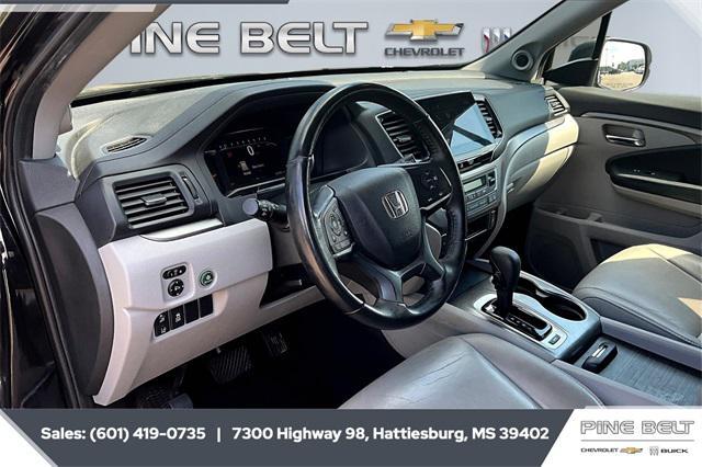 Photo of 2019 Crystal Black Pearl Honda Pilot