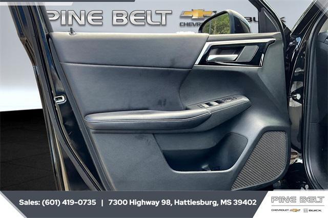 Photo of 2023 Cosmic Blue Metallic Mitsubishi Outlander