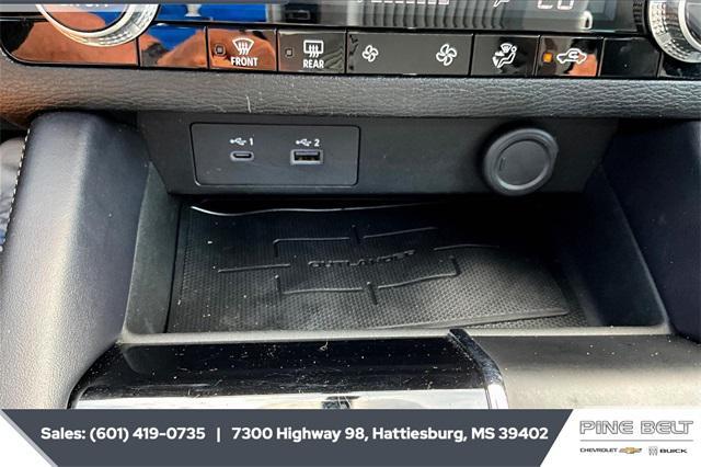 Photo of 2023 Cosmic Blue Metallic Mitsubishi Outlander